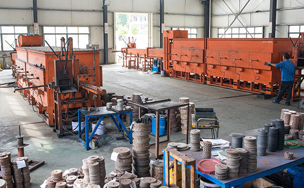 昌利26年專業(yè)研發(fā)金剛石燒結鋸片你值得擁有 昌利26年專業(yè)研發(fā)金剛石燒結鋸片你值得擁有